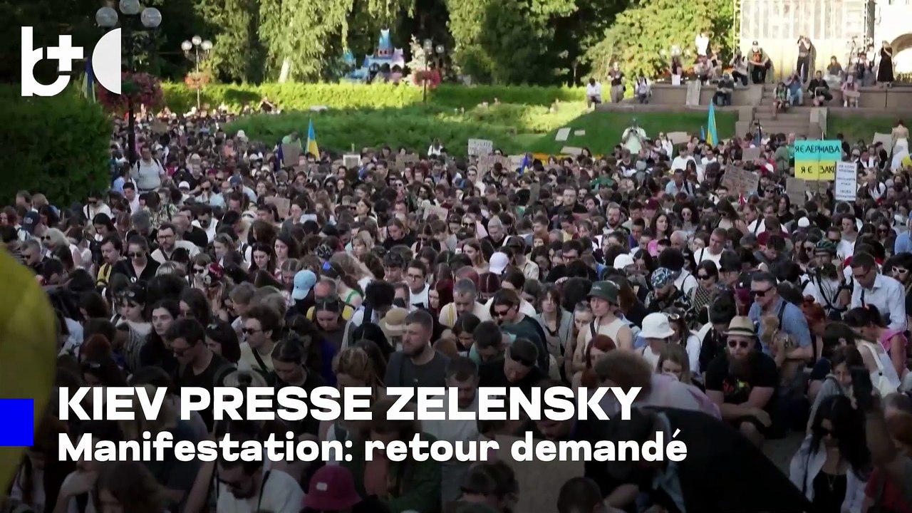 Exigent le retour du ministre de la Défense/Ukraine, des milliers manifestent dans la capitale