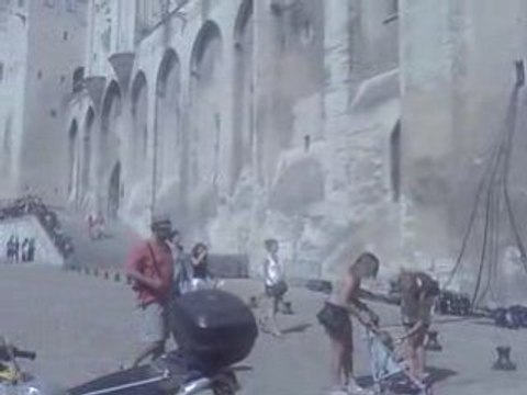 Avignon : le Palais des Papes avec câbles !