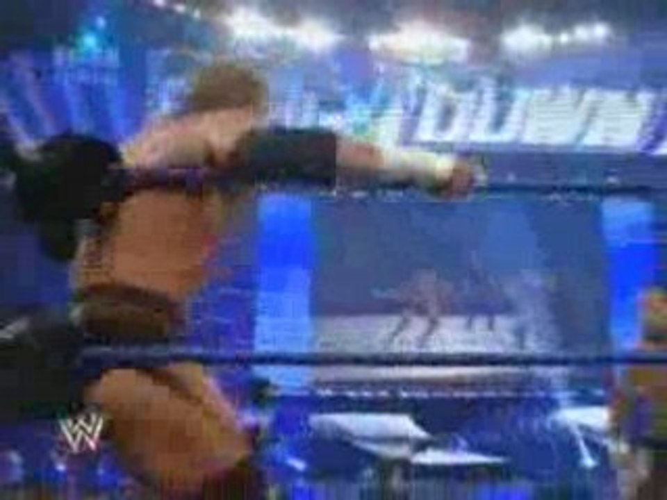 Triple H vs Chavo Guerrero - Smackdown 7/11/08