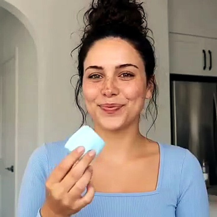 Satisfying Food ASMR: Crunchy Blue Dessert Eating Sounds! 🧊💙