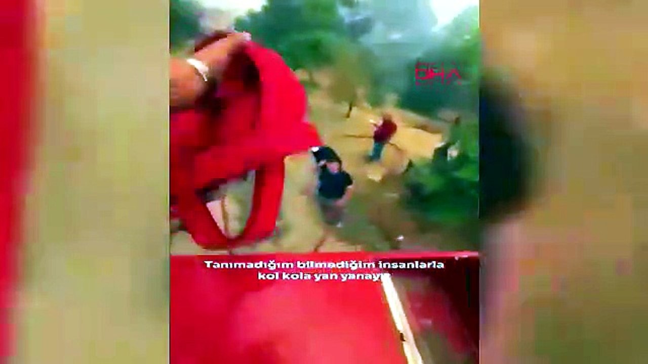 Bir kahramanımız daha oldu! Alevleri gördü, gözünü kırpmadan dozeriyle yangının kalbine daldı!