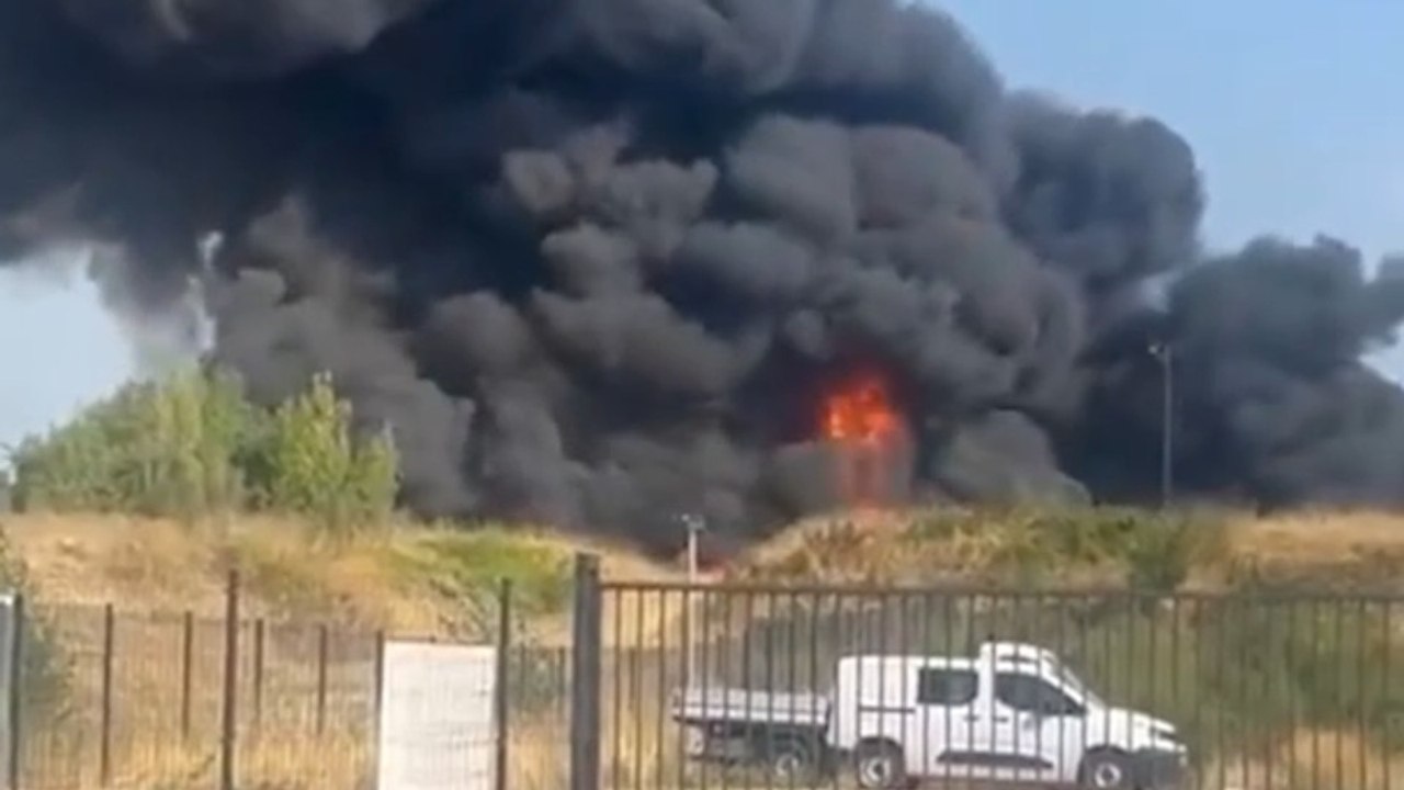 Moselle : un entrepôt classé Seveso en feu