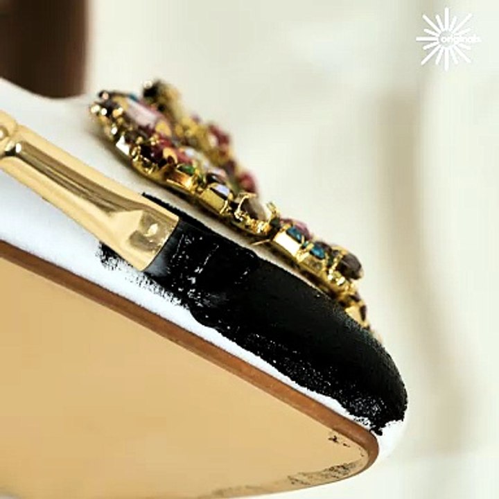 You don't have to wear your wedding shoes only one time! 👠