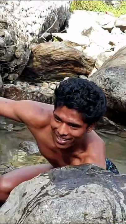duwali fishing in Nepal |