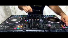 Flipping the whole atmosphere with a fresh remix — turning the room’s vibe into pure energy #viral
