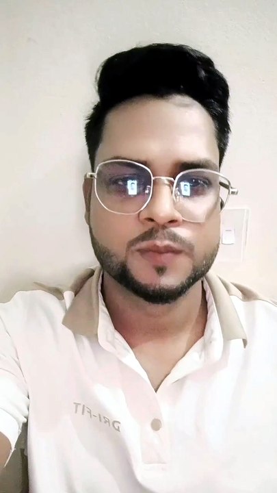 যখনই তোমাকে দেখেছি দু চোখে কি যে হলো এই বুকে ওকে...🖤