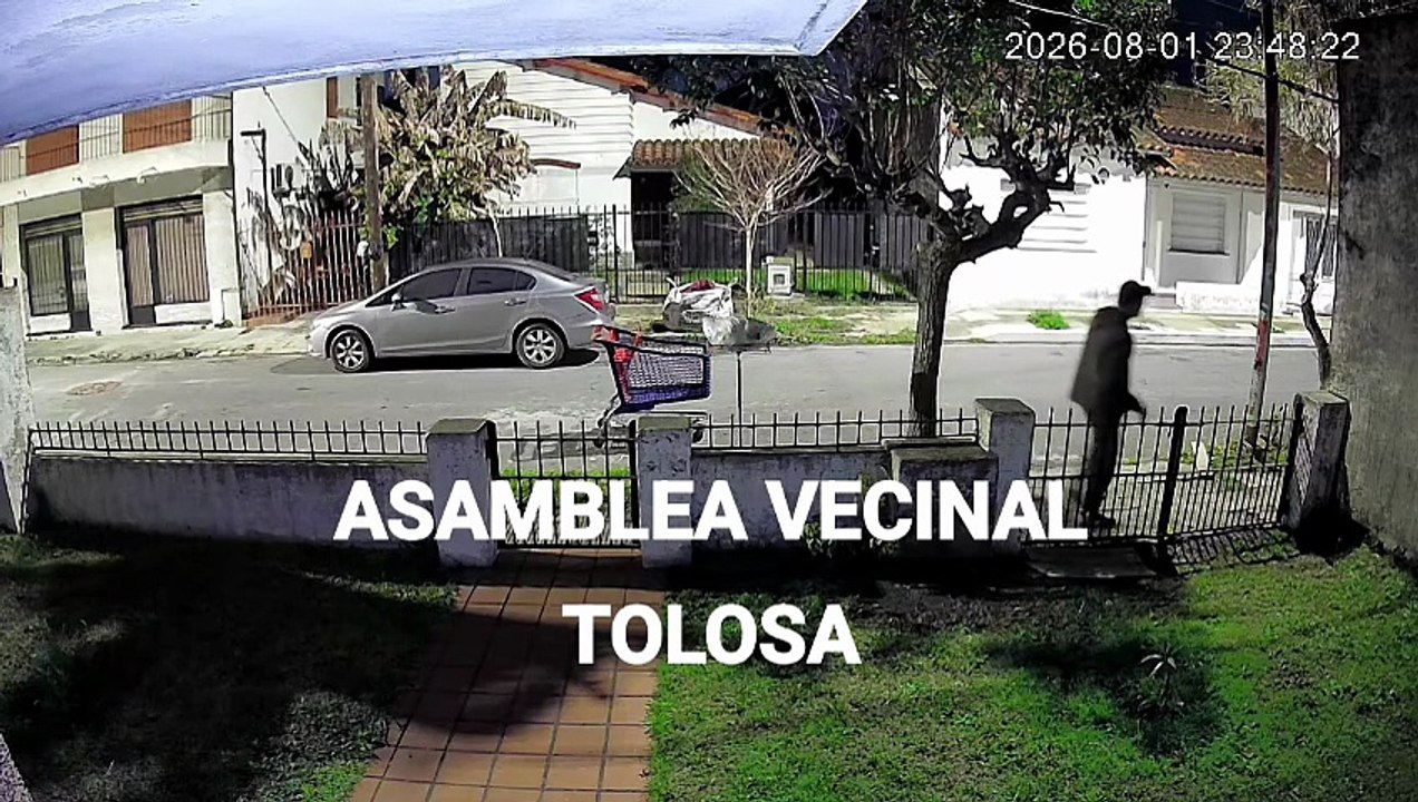 "No se puede vivir así": un hombre intentó meterse a una casa en Tolosa