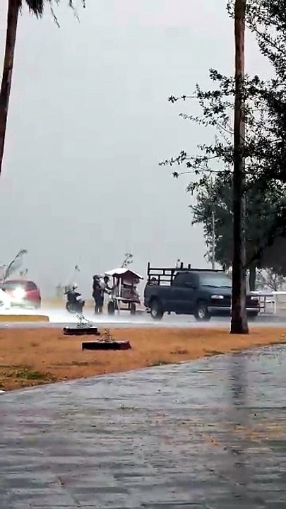 La lluvia cambio su día