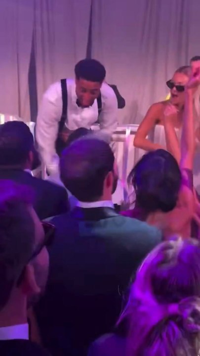 Tyrese Haliburton singing  “I Get Money”  at his wedding with 50 Cent