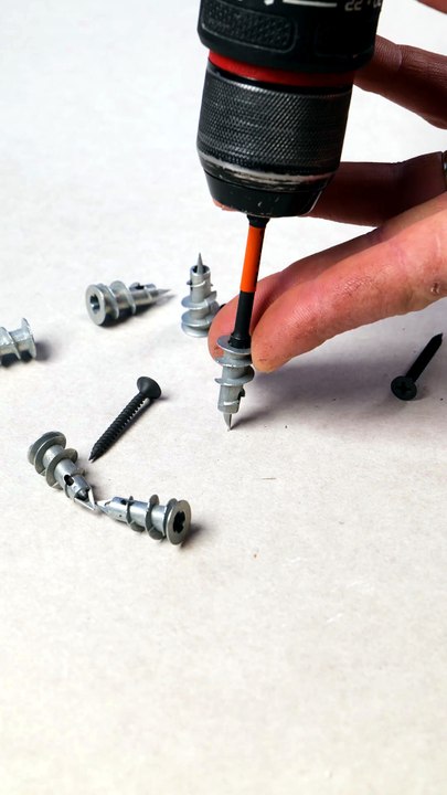 Drywall anchors made easy🙌