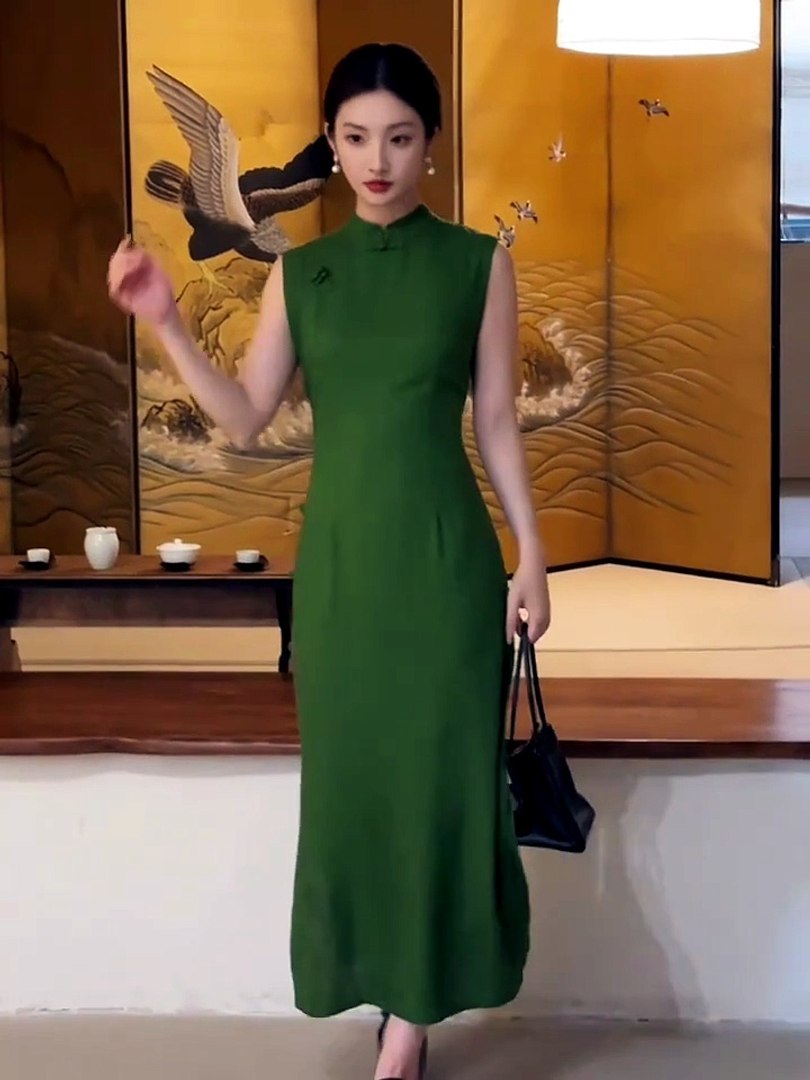 nordstrom sage green dress Petal & Pup knee length sage green dress