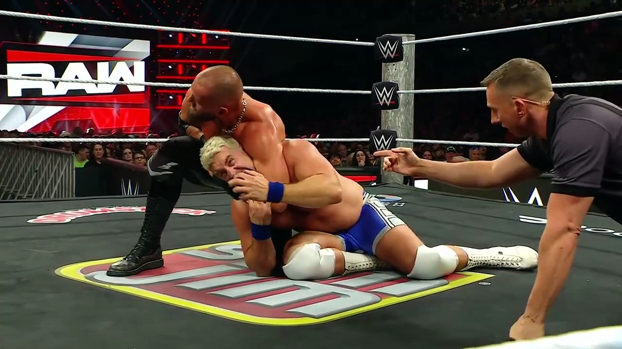 Joe_Hendry_defeats_Austin_Theory__Raw_highlights,_June_29,_2026(720p)