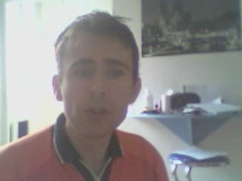 Wiwi égratigne Gone