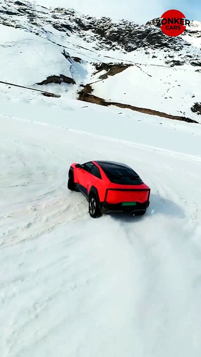 100% Made in India Electric Beast: Mahindra BE6 Unleashed in the Snow!