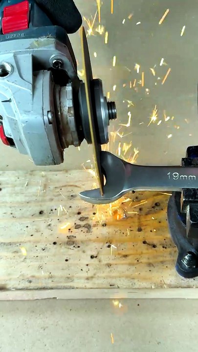 DIY Stuck Nut Remover Tool