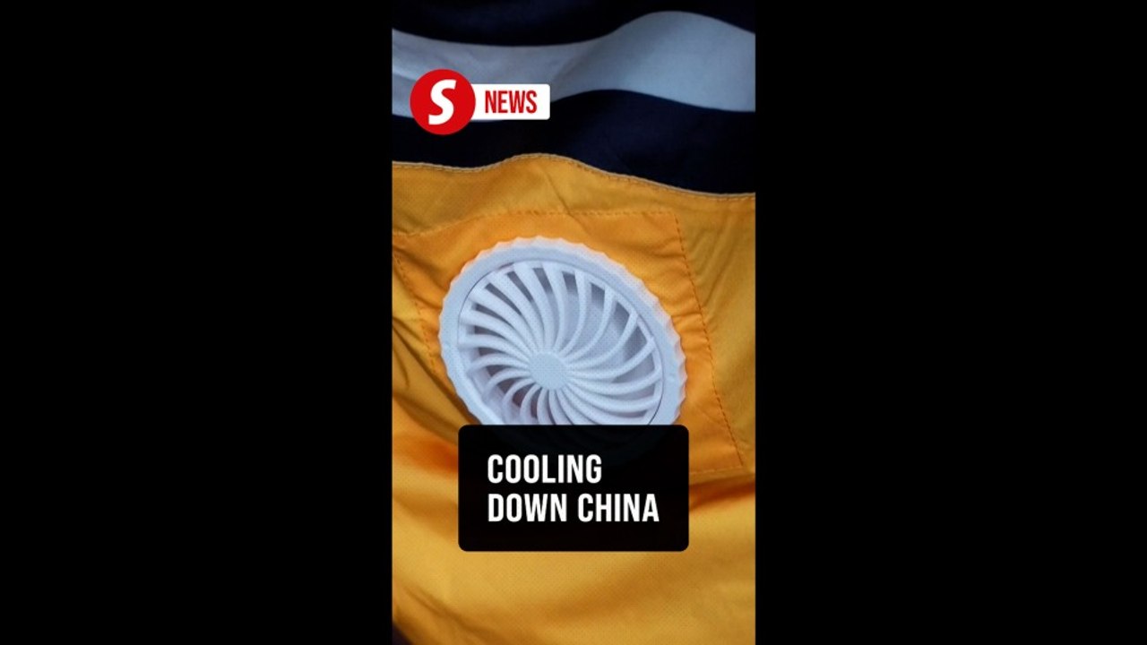 Beating the heatwave: Aircon suits, air raid shelters in China