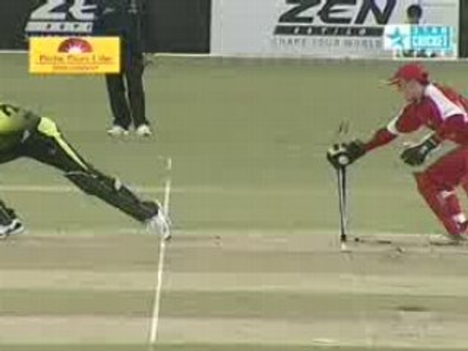 Hong Kong vs Pakistan | Muneer, Najeeb | Over 40 & 41