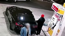 No dejes tu coche abierto en la gasolinera