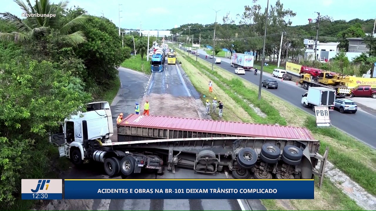 Acidentes e obras na BR-101 deixam trânsito complicado