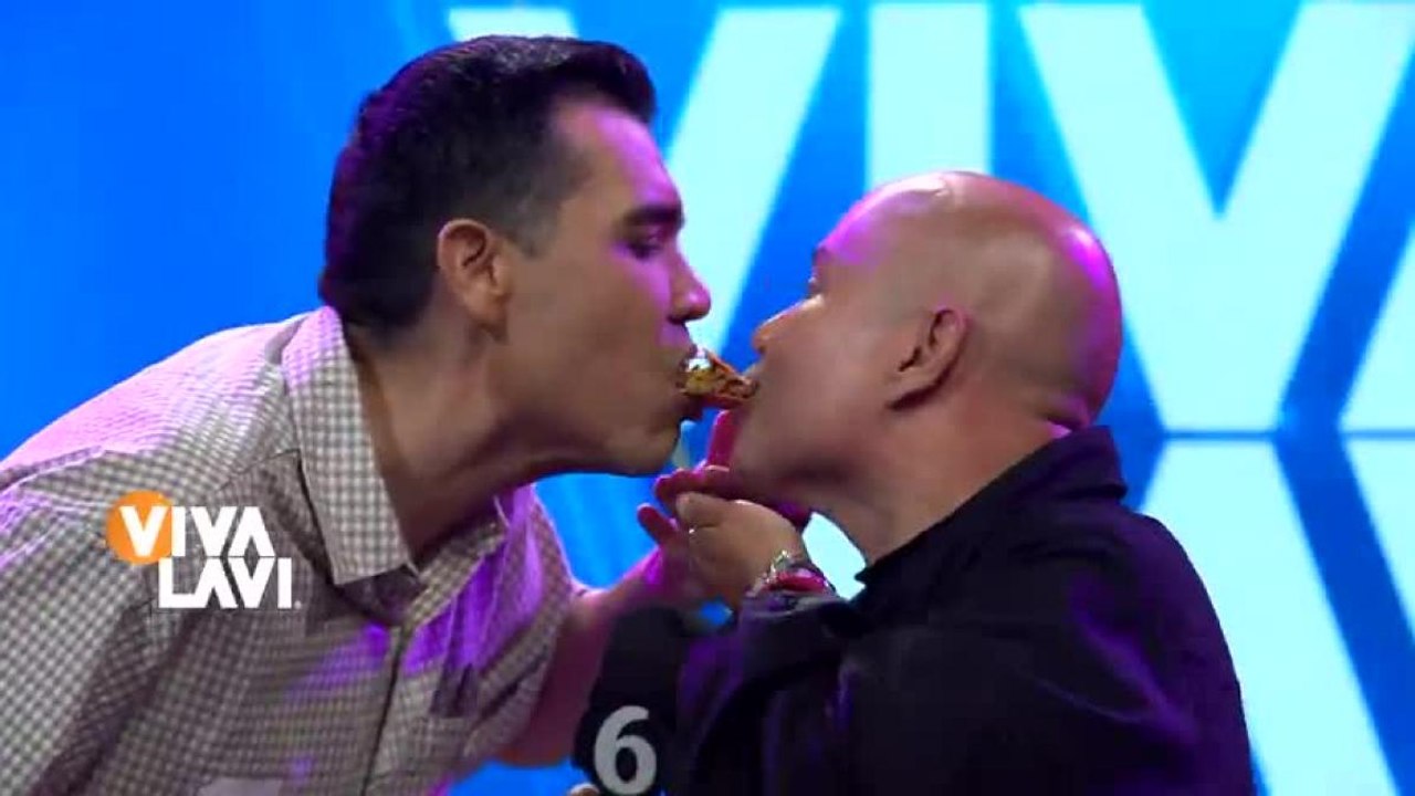 Ángel Castor y Miguel Díaz hacen el taco del amor