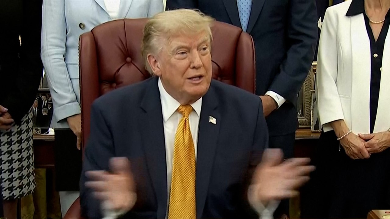 Donald Trump dice que están en conversaciones con Irán y que esta es su última oportunidad