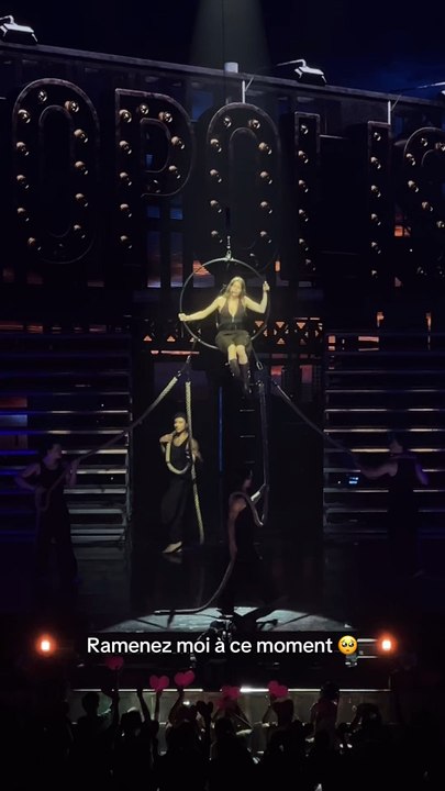 ANOUK CHANTE MONOPOLIS SUR LE STAR AC TOUR ⭐️