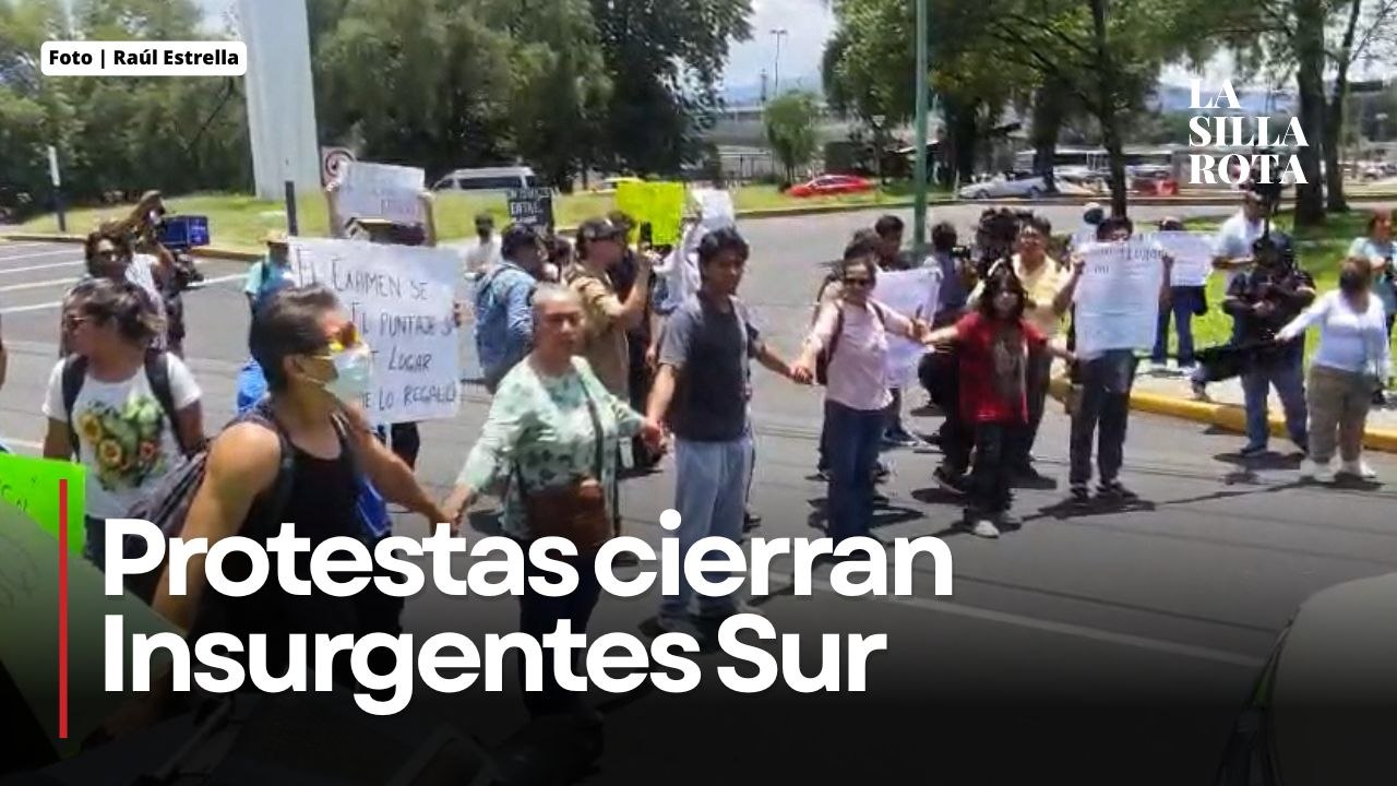 Aspirantes aceptados bloquean Insurgentes por examen de control de la UNAM