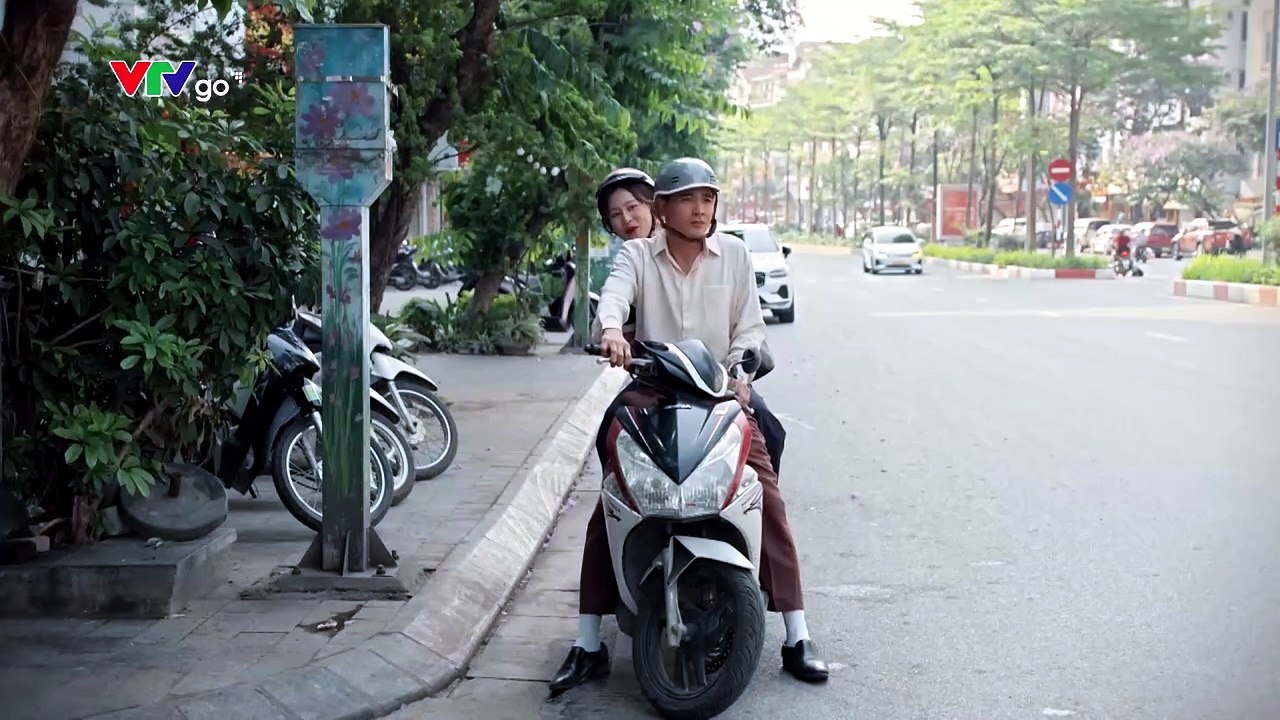 DƯỚI Ô CỬA SÁNG ĐÈN - TẬP 24
