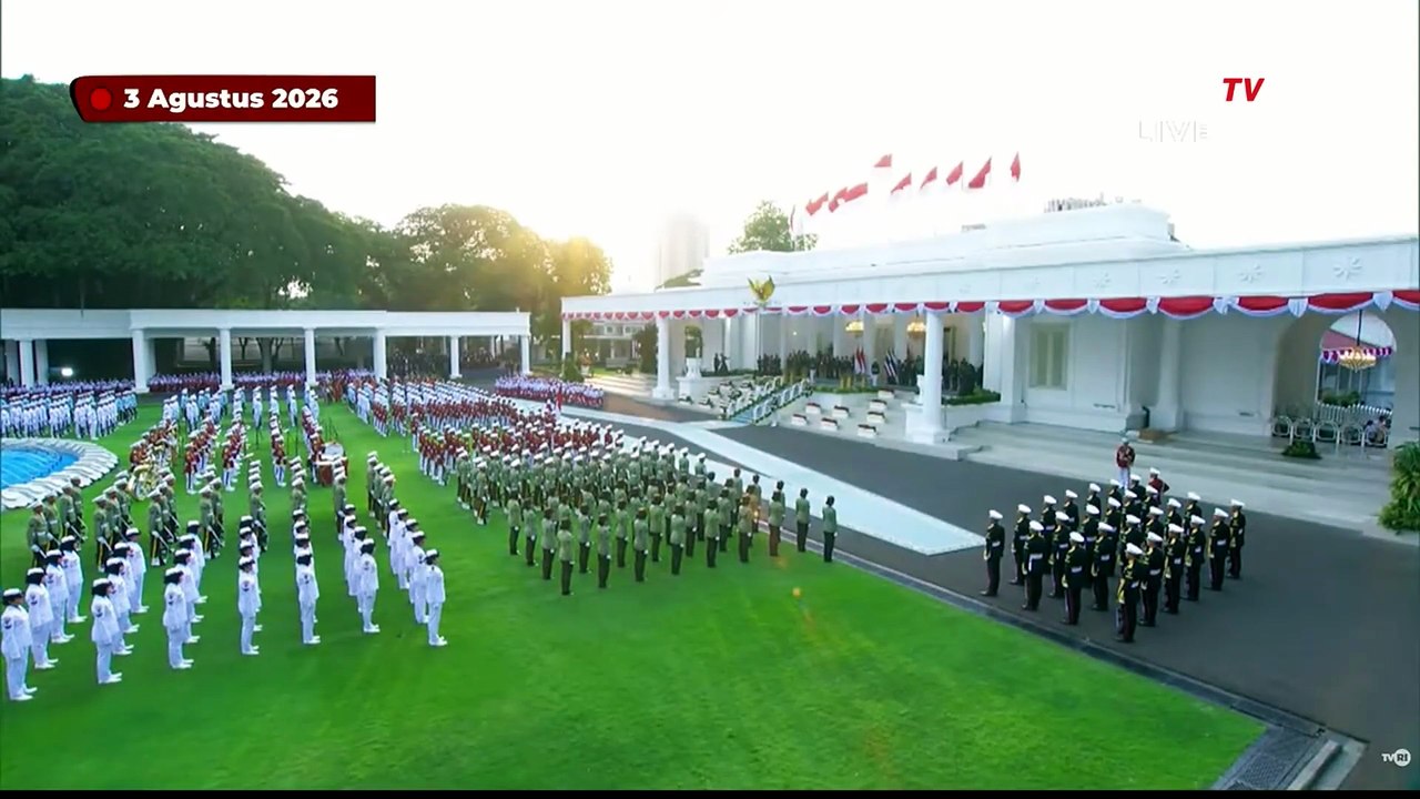 Momen PM Thailand Anutin Peluk Teddy saat Dikenalkan Prabowo di Istana