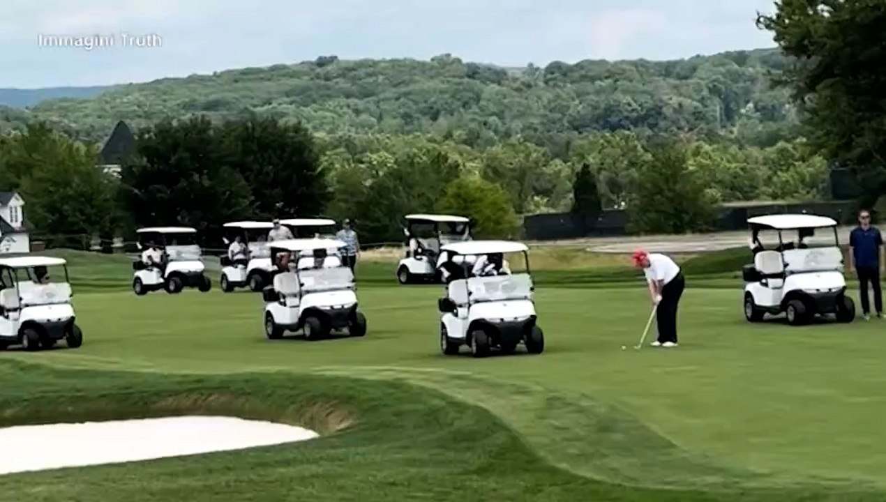 Trump vince un torneo nel suo golf club: "Si chiama talento"