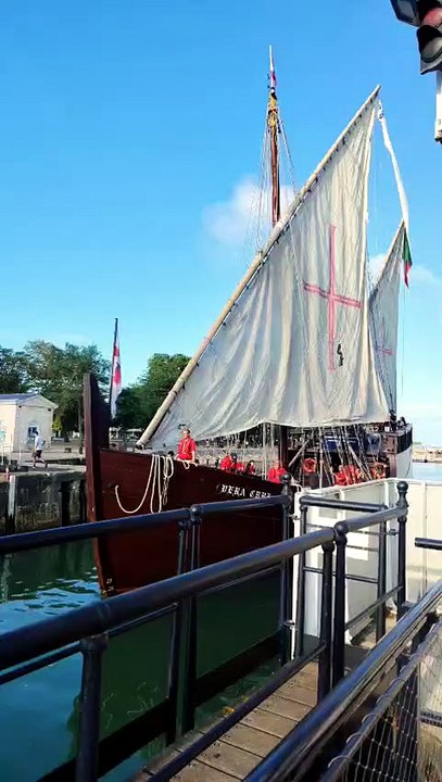 Arrivée de la caravelle Vera Cruz à La Rochelle