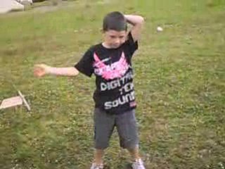 clément danse la tecktonik