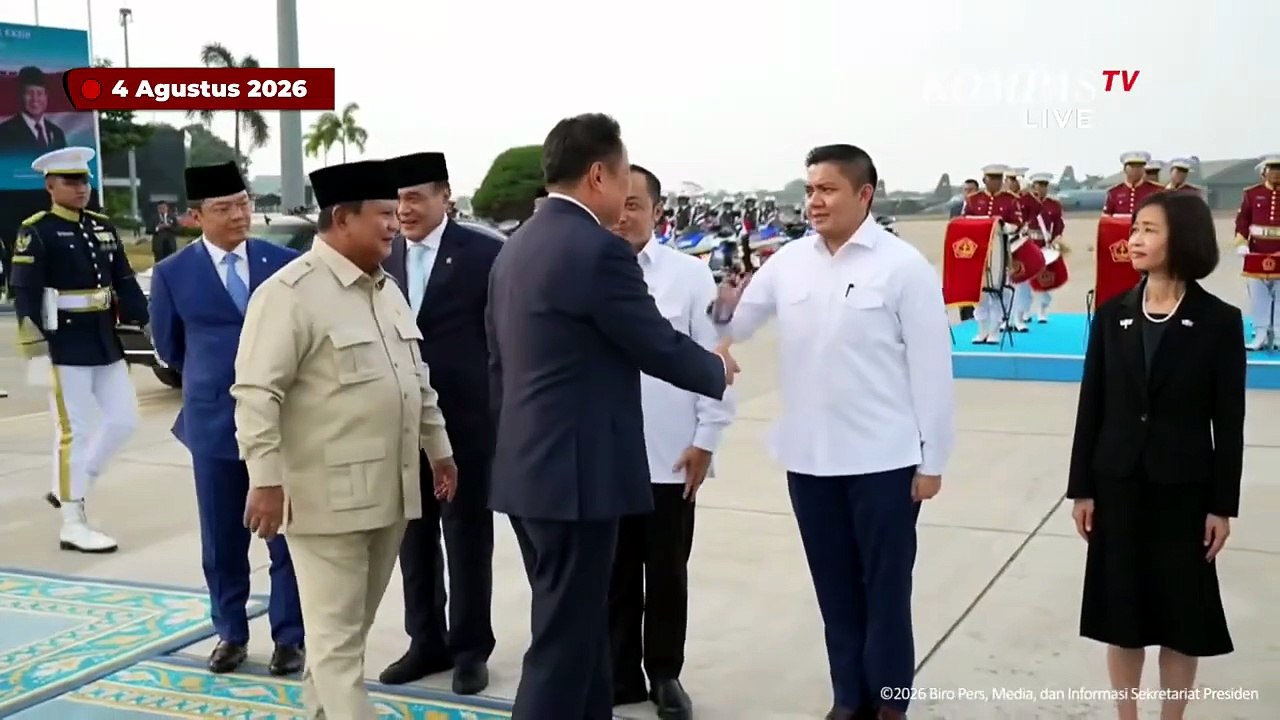 Momen Hangat Presiden Prabowo Antar Kepulangan PM Thailand Anutin Charnvirakul di Bandara Halim