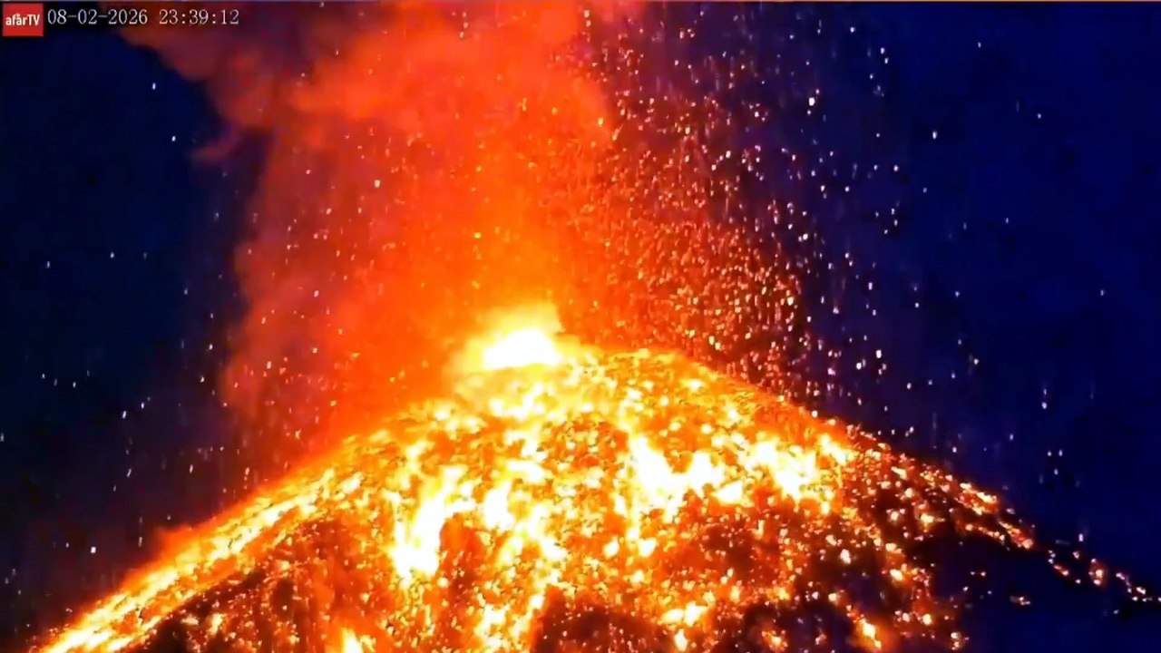 Erupción de un volcán en Guatemala