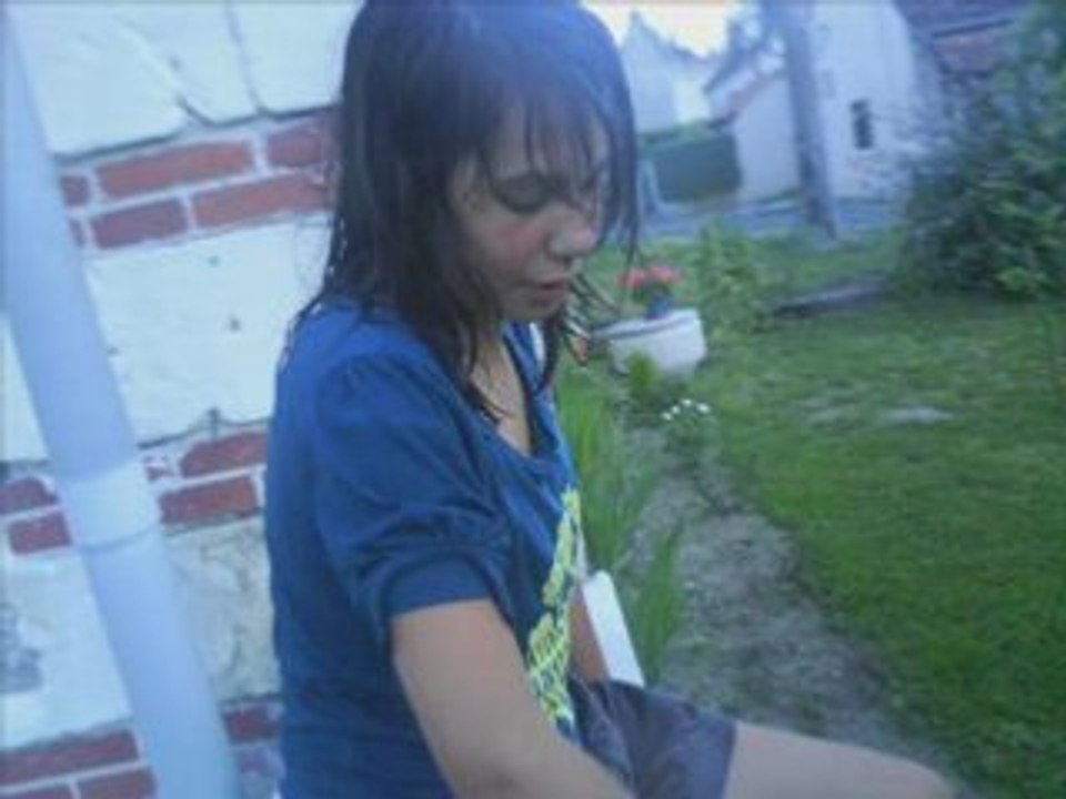 Vanessa (L)