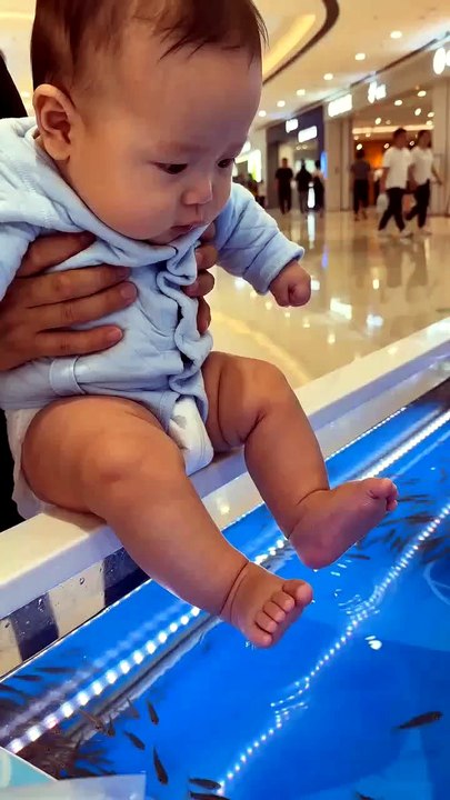 Baby Fish Spa Feels Good