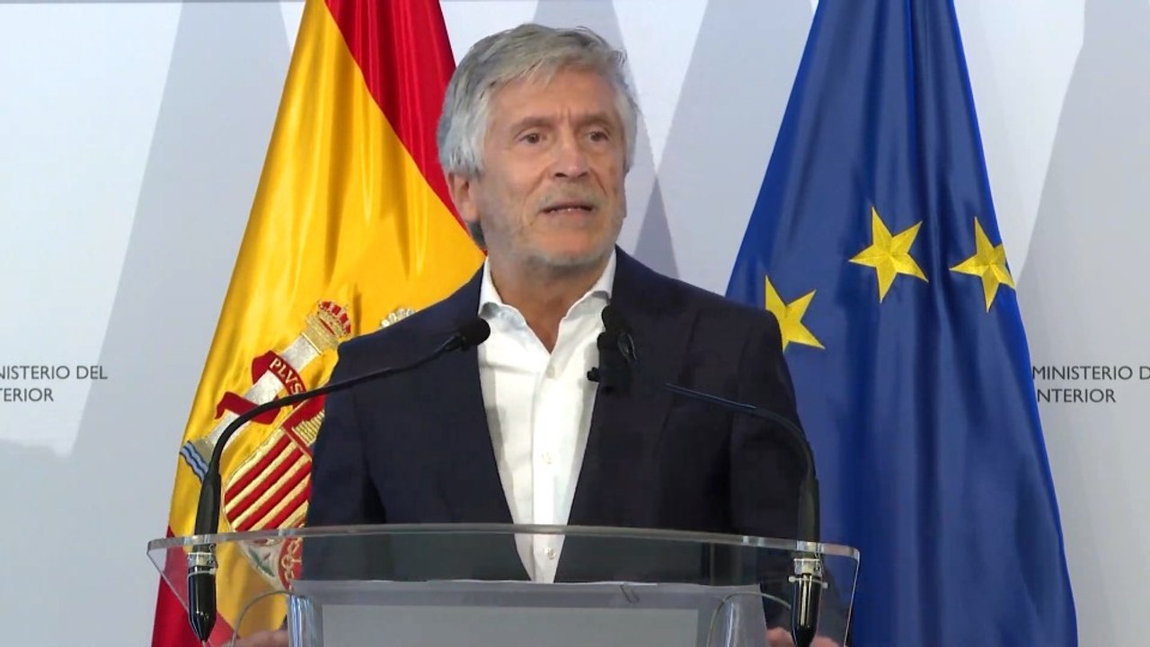 Marlaska eleva a 72.000 la cifra de inmigrantes ilegales que invadieron Ceuta