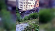İstanbul'un göbeğinde yarı çıplak dehşet Saçtı: Duba ve sopalarla darbedilen şüpheli gözaltında!
