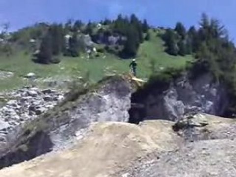 Châtel Gap North shore