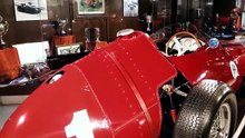 Fangio bajó 10 veces el record de Nurburgring en esta Maserati 250F – ¡Escuchalo a él contándolo!