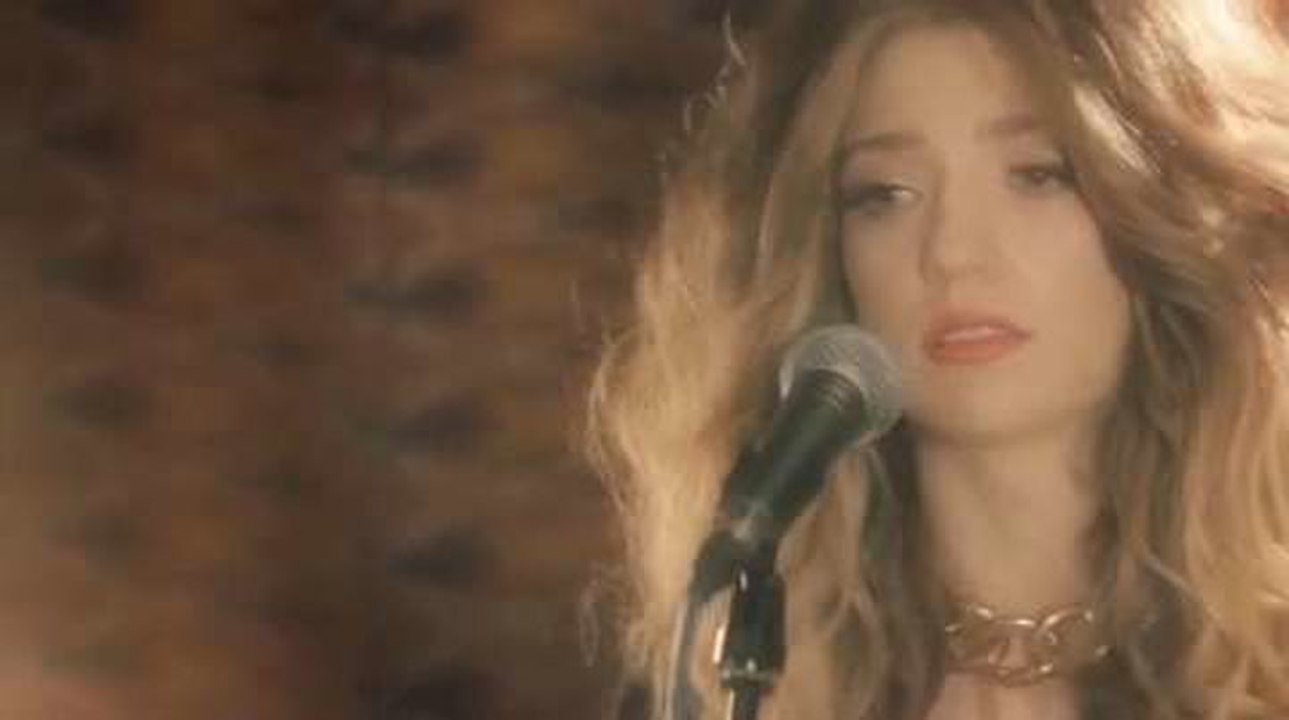Nicola Roberts - 'I' (Exclusive)