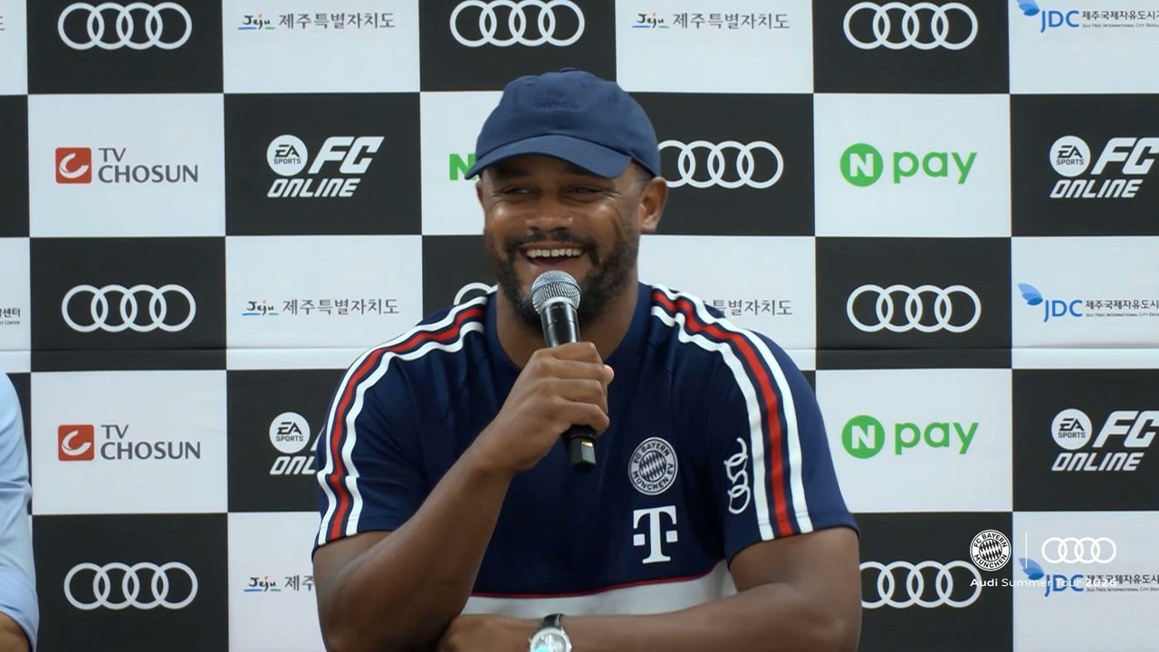 Kompany scherzt: 'Ob die Journalisten wegen deiner Frage oder meiner Antwort gehen?'