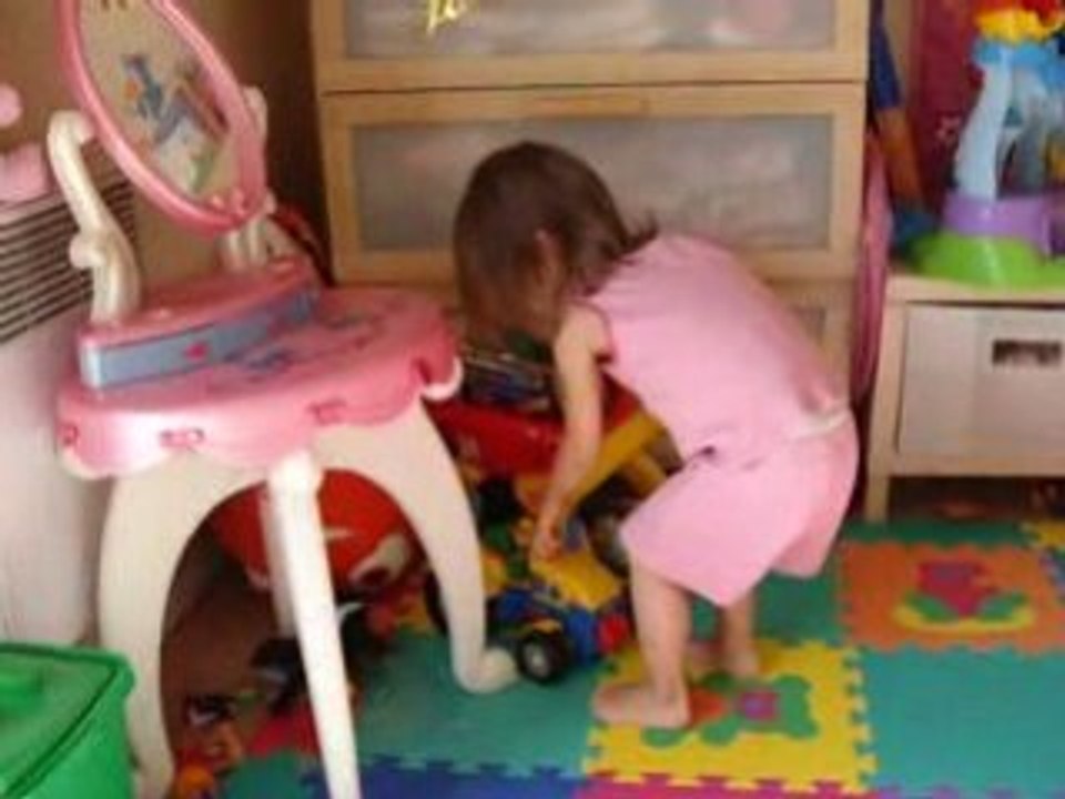 Juju range sa chambre 2