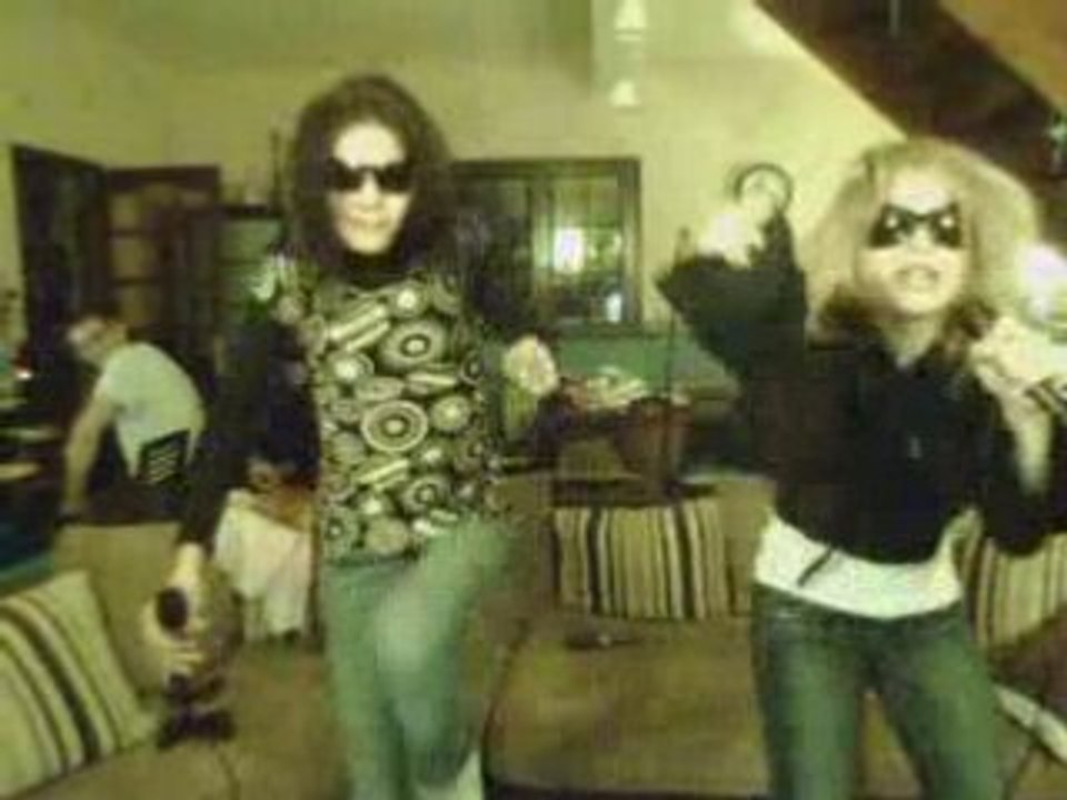 born to be alive les claudettes 2eme edition gold forever