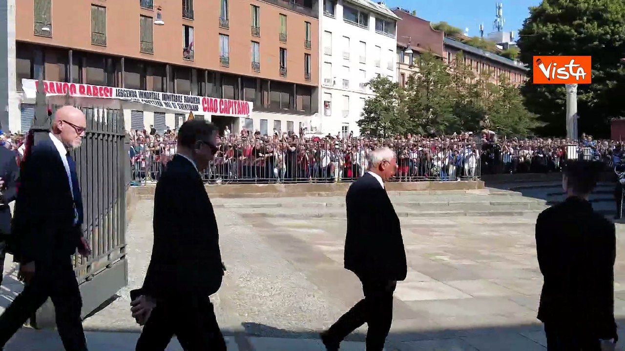 L'arrivo di Ranieri e Baggio al funerale di Baresi, nella Basilica di Sant'Ambrogio a Milano