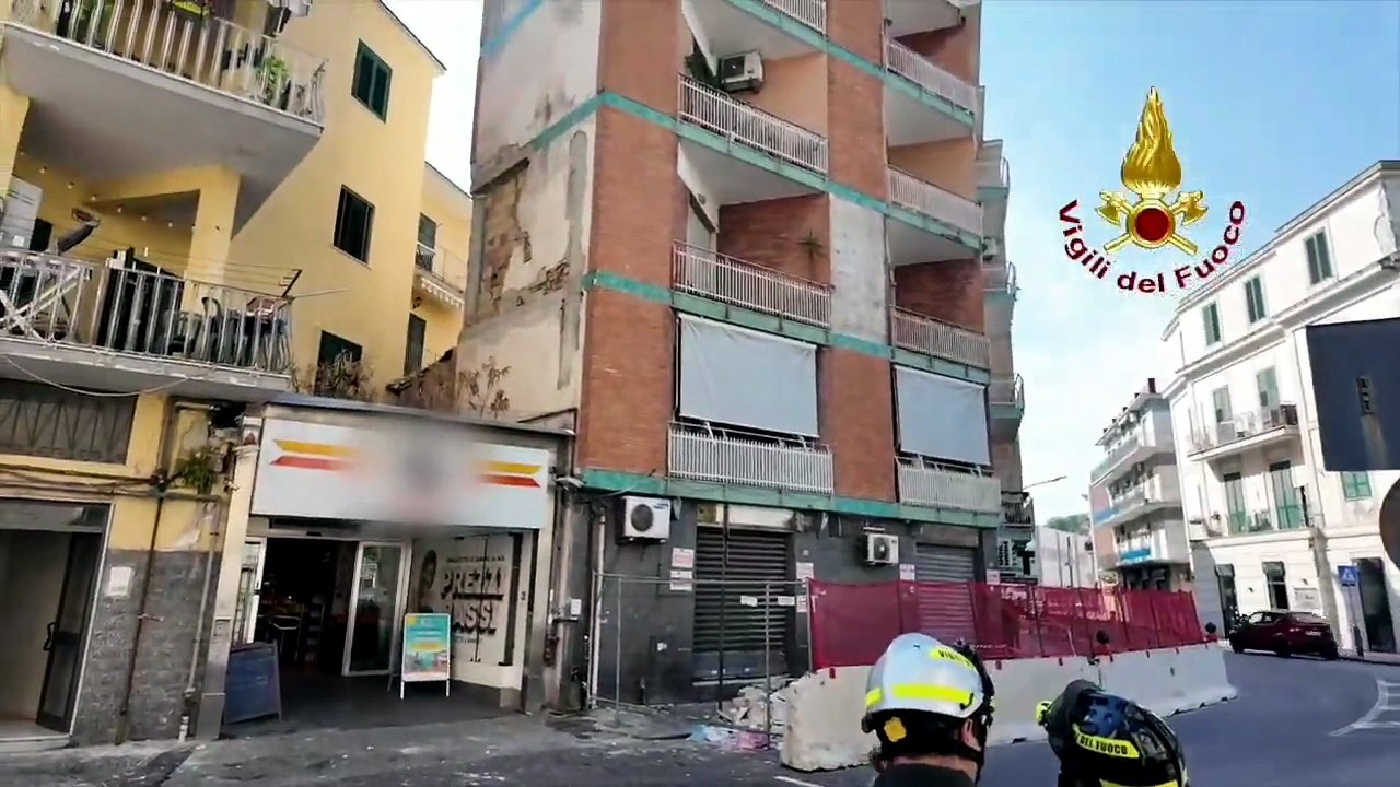 Crollo Messina, proseguono le ricerche dei due dispersi