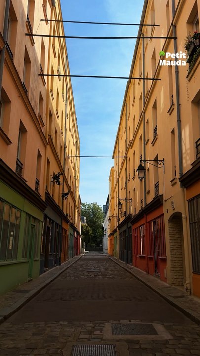 🌈 LA RUELLE NÉE DES PIERRES DE LA BASTILLE CACHÉE À PARIS ! 🏛️✨
