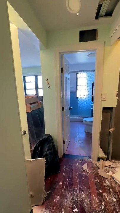 16-MBR-walk-in