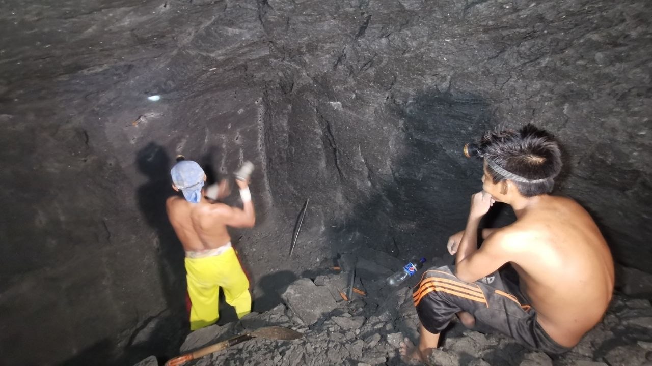 ¿Se acaba el ámbar de Chiapas? Minas profundas y sobreexplotación amenazan su futuro