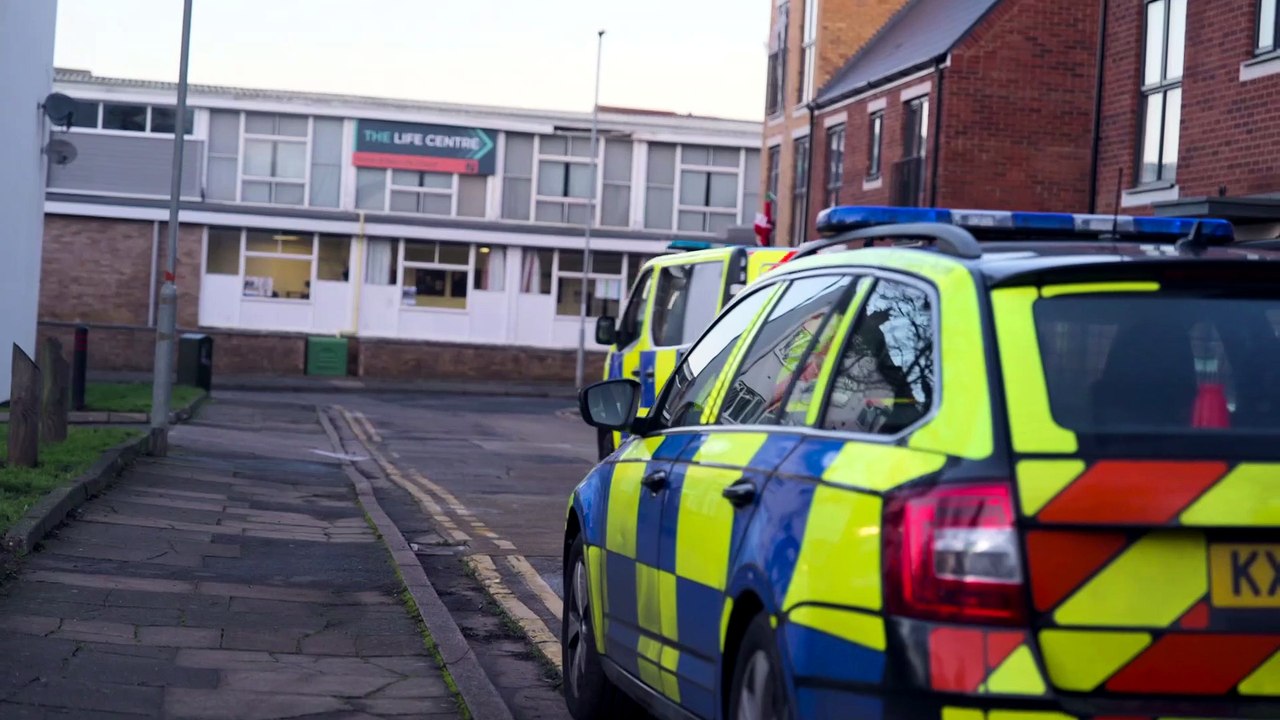 Street Cops Catching the Yobs S02E02 MY5